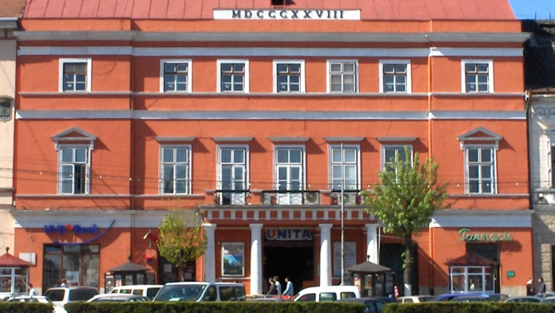Cluj: Cladire istorica evaluata la 5 milioane de euro, retrocedata urmasilor familiei Banffy Imagine