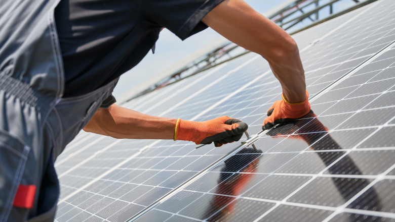 Cluj-Napoca, oras verde. Panouri fotovoltaice pentru 13 scoli, gradinite si crese, dar si pentru Casa de Cultura a Studentilor Imagine