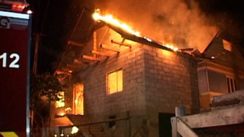 Cluj. Noua copii, salvati din flacari in ultimul moment Imagine