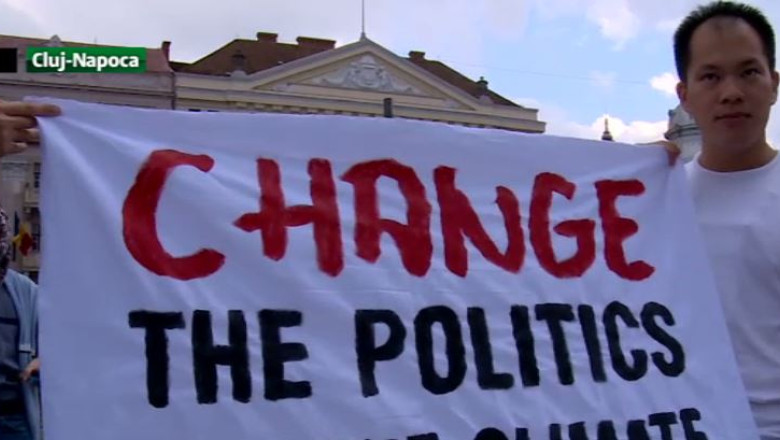 Clujenii s-au alaturat marsului pentru mediu Imagine