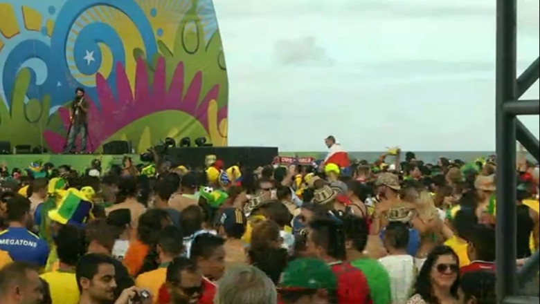 CM 2014. A inceput campionatul mondial din Brazilia: Fotbal, samba si proteste violente Imagine