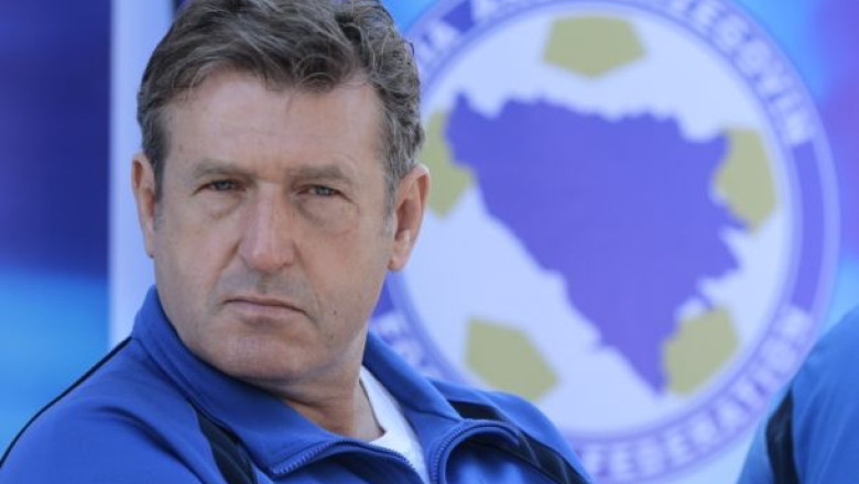 CM 2014. Selectionerul Bosniei, amenintat cu pistolul de trei tineri Imagine