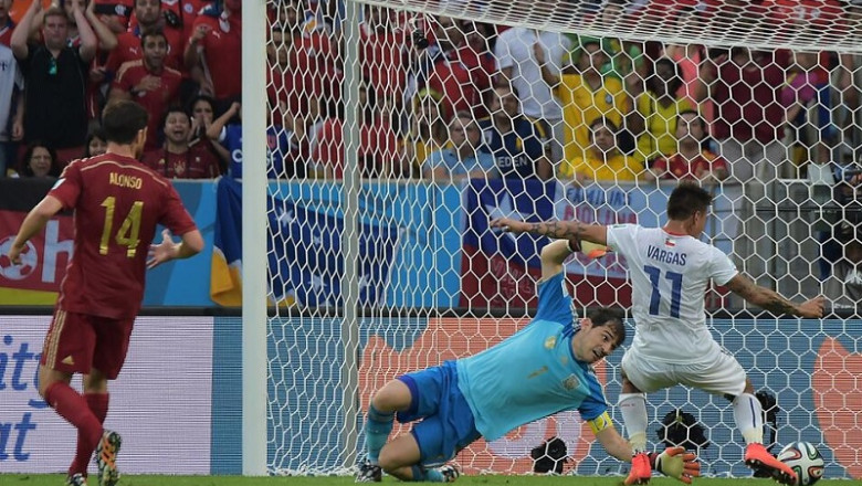 CM 2014. Spania-Chile: 0-2. Campioana mondiala, eliminata inca din grupe Imagine