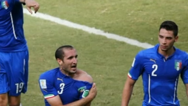 CM 2014. Suarez, suspendat noua luni pentru ca l-a muscat pe un fotbalist italian Imagine