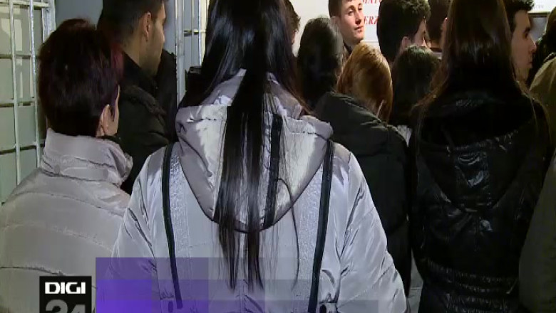 Coada la examenul de permis, in Covasna Imagine