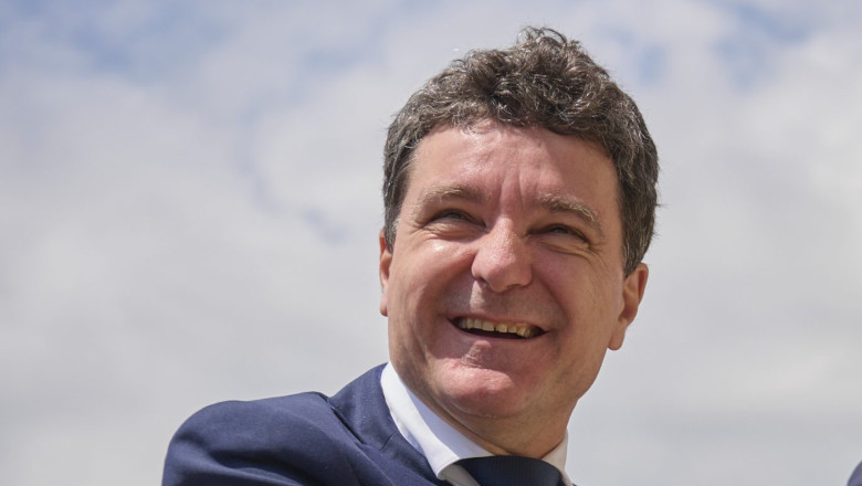 Coalitia functioneaza bine, dar „pana cand?”, se intreaba Nicusor Dan razand. Ce spune despre varianta demisiei premierului Imagine