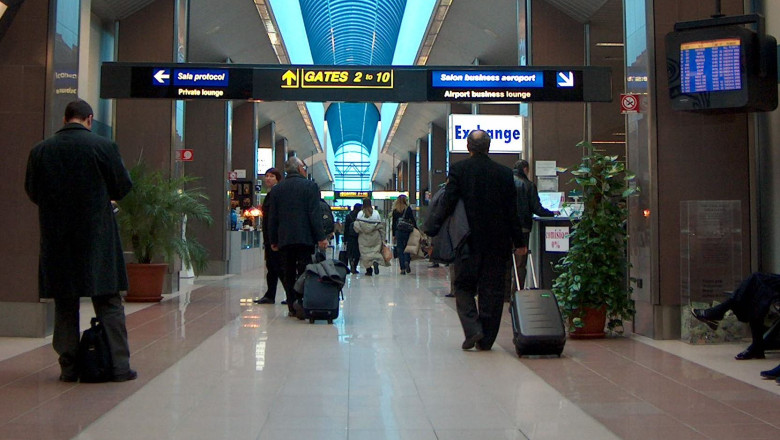 COD PORTOCALIU. 11 zboruri de pe Aeroportul Henri Coanda au fost anulate sambata Imagine