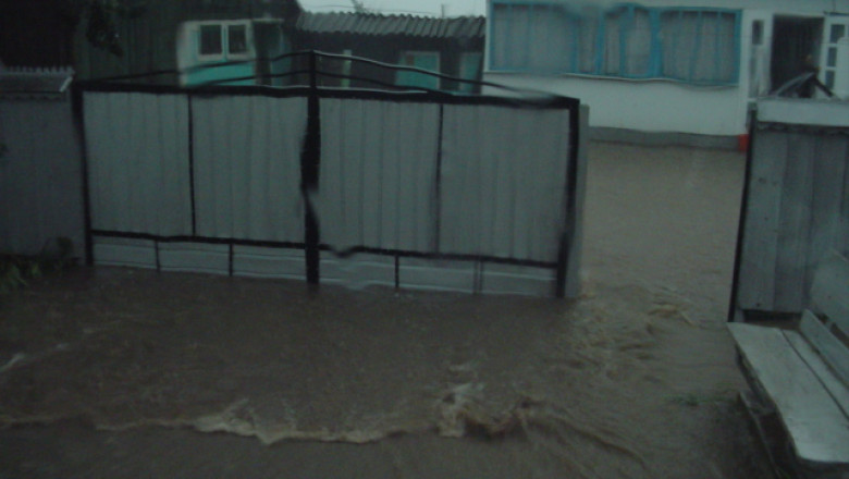 Cod portocaliu de inundatii in judetul Galati. 13 localitati sunt sub ape Imagine