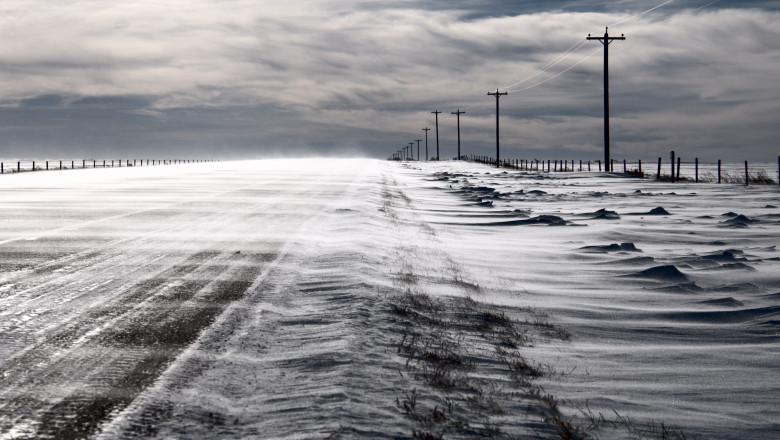 Cod rosu in nordul tarii si cod portocaliu de viscol la munte. Meteorologii anunta vant puternic in jumatate de tara Imagine