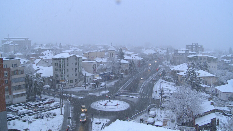 Codul galben de ninsori a fost prelungit. In Oltenia, vizate sunt judetele Dolj, Gorj, Olt, Mehedinti Imagine