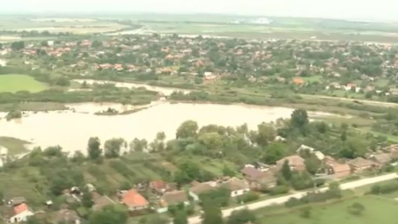 Codul portocaliu de inundatii, prelungit  Imagine