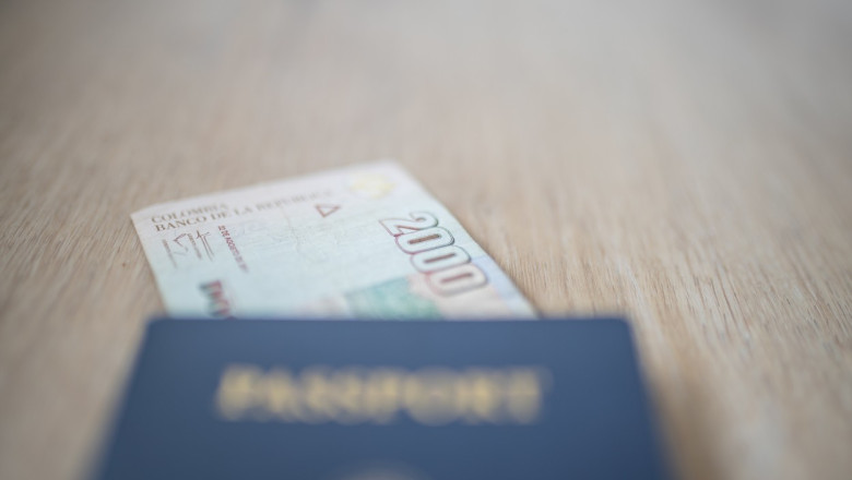 Columbia a inceput sa emita pasapoarte cu optiunea de gen „X” pentru persoanele care se identifica drept non-binare Imagine