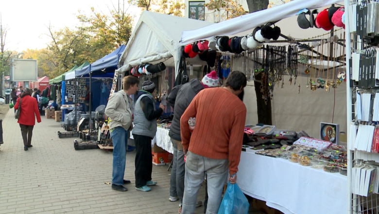 Comerciantii, nemultumiti de vanzarile de Sarbatorile Iasiului. Profitul este la jumatate fata de anul trecut Imagine