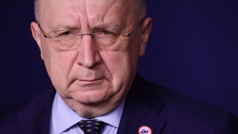 Comisarul pentru aparare Andrius Kubilius, despre „furtuna perfecta” : Europa ar trebui sa evite „un divort emotional si furios” cu SUA Imagine