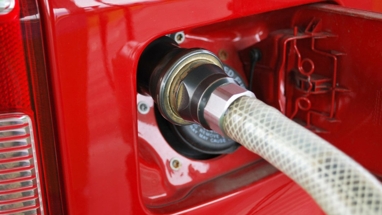 Comisia Europeana a acceptat cererile Berlinului. Masinile cu anumite motoare pe combustie vor putea fi vandute si dupa 2035 Imagine