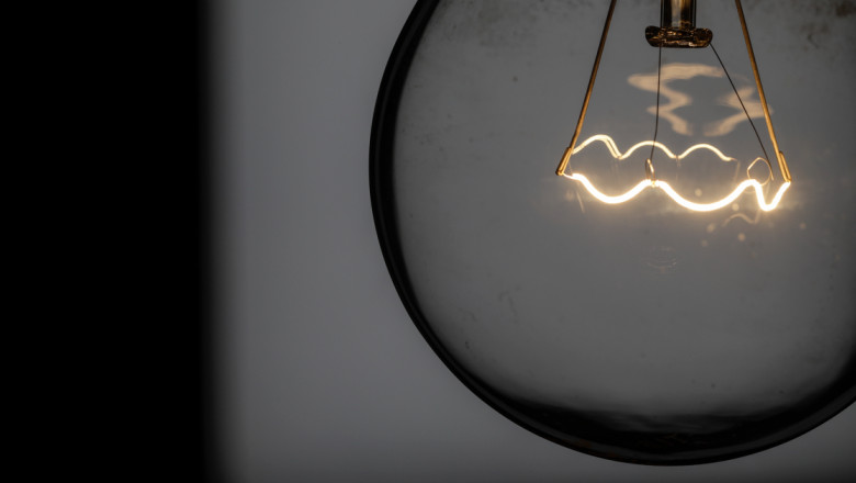 Comisia Europeana cere Romaniei sa renunte la plafonarea preturilor la energie si gaze. Ce spune ministrul Burduja Imagine