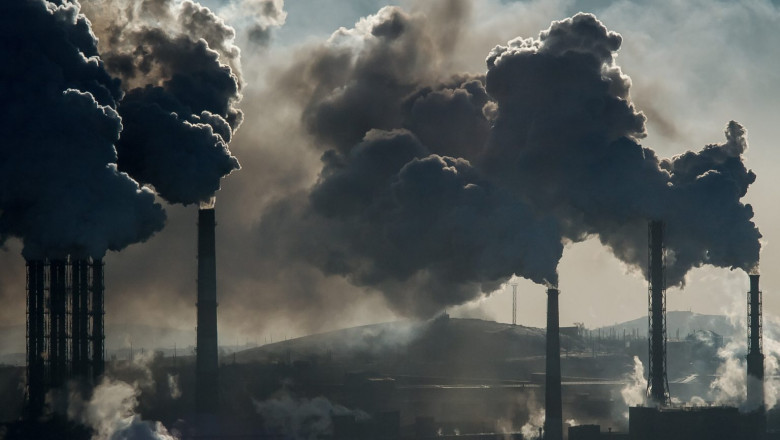 Comisia Europeana cere Romaniei si altor 13 state sa reduca poluarea atmosferica Imagine