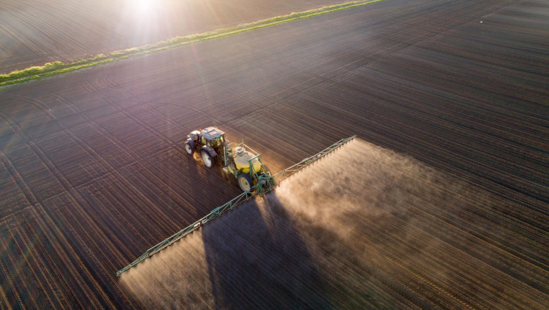 Comisia Europeana propune ca fermierii pensionari sa nu mai primeasca subventii. Reactia ministrului Agriculturii Imagine