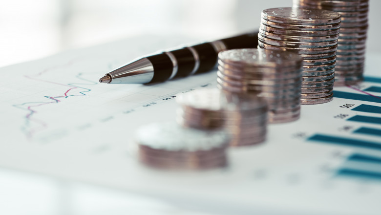 Comisia Europeana reduce masiv estimarea privind avansul economiei romanesti. Avertizarea privind deficitul bugetar pentru 2024 si 2025 Imagine