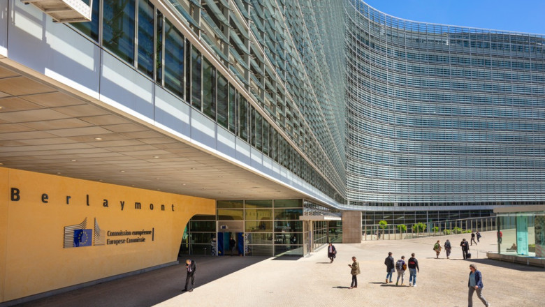 Comisia Europeana solicita o cooperare cu ministrii Apararii din UE ca parte a unui plan de abordare a viitoarelor crize medicale Imagine