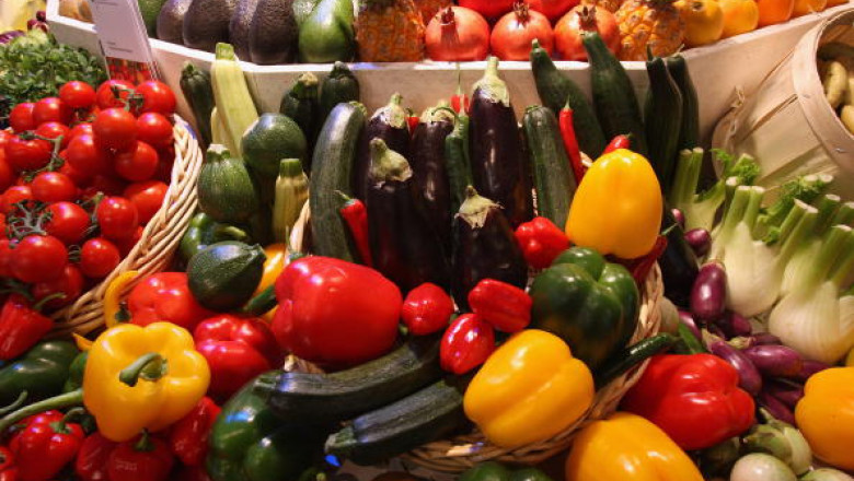 Comisia Europeana vrea o reducere cu 50% a utilizarii pesticidelor chimice pana in 2030 Imagine