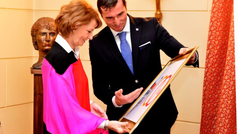 Comitetul Olimpic si Sportiv Roman a primit decoratia Nihil Sine Deo din partea Casei Regale Imagine