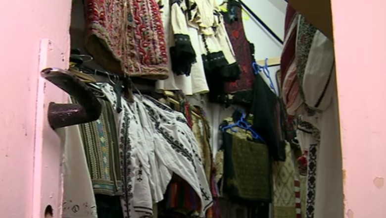 Comoara din camera de camin: peste o mie de costume populare Imagine