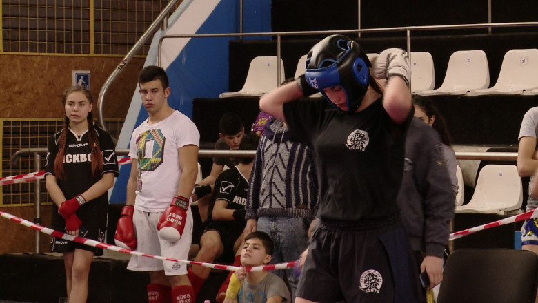 Competitie de K1 la nivel inalt Imagine