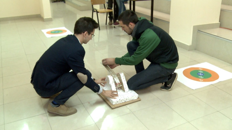 Competitie intre cei mai buni viitori ingineri din Iasi Imagine