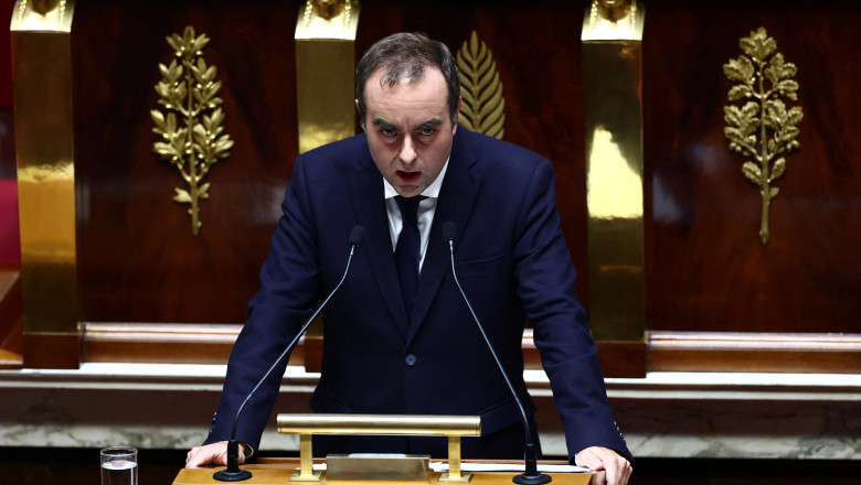 Compromis in Franta. Premierul Sebastien Lecornu propune suspendarea reformei pensiilor pana la alegerile prezidentiale din 2027 Imagine