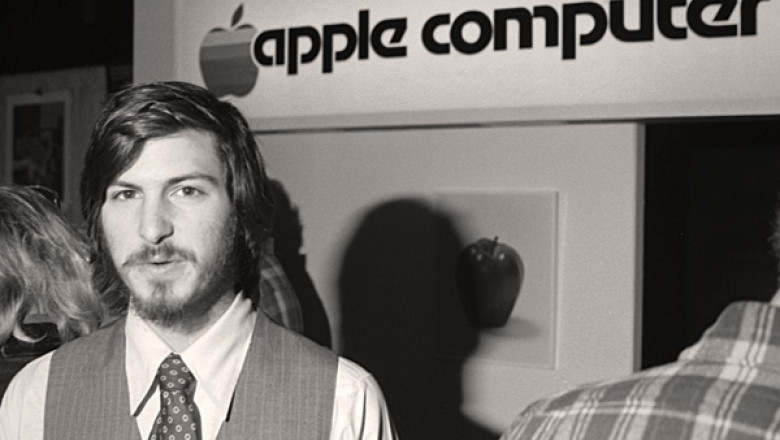 Computerul Apple-1 vandut de Steve Jobs in 1976, adjudecat pentru 365.000 de dolari Imagine