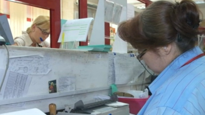 Concediati de bunavoie la Posta. 2.400 de angajati asteapta sa intre in somaj Imagine