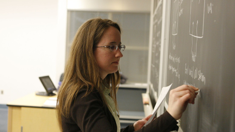 Concurenta la titularizare in Bihor. 20 de profesori se lupta pentru un loc Imagine