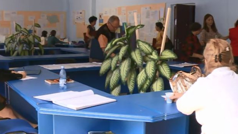 Concurenta mare la titularizare Imagine