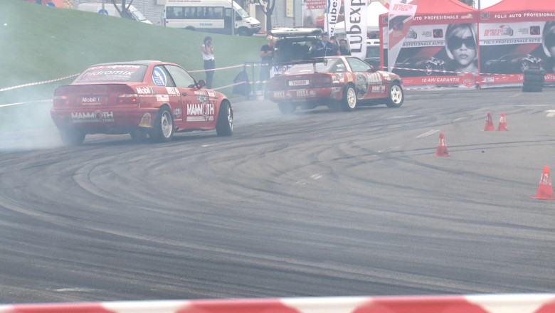 Concurs de drift la Oradea. Zeci de piloti s-au intrecut in derapaje controlate Imagine