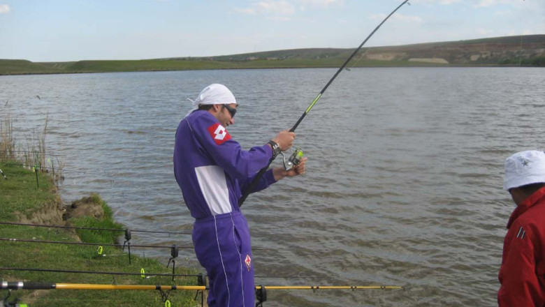 Concurs de pescuit pentru cupluri. Castigatorii au prins peste o suta de kilograme de peste Imagine