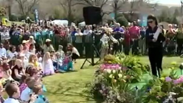 Concurs de rostogolit oua la Casa Alba din Washington. Mii de copii participa anual la eveniment Imagine