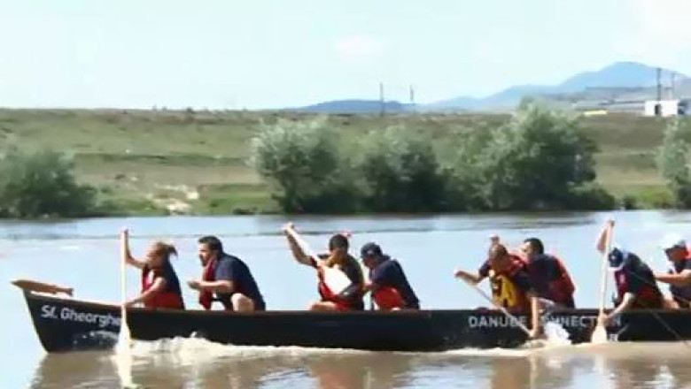 Concurs de vaslit pe Mures Imagine