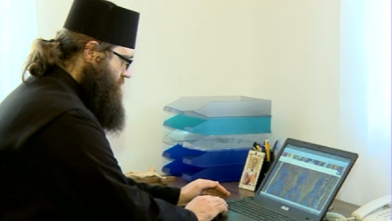 Concurs pentru ora de religie. O manastire ofera premii de 5.500 de lei Imagine