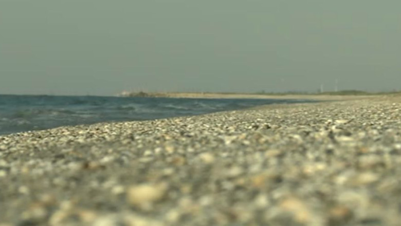 Conditiile pentru a campa legal pe plaja de la Vadu Imagine