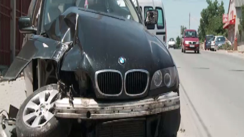 Conducta de gaze avariata in urma unui accident auto Imagine