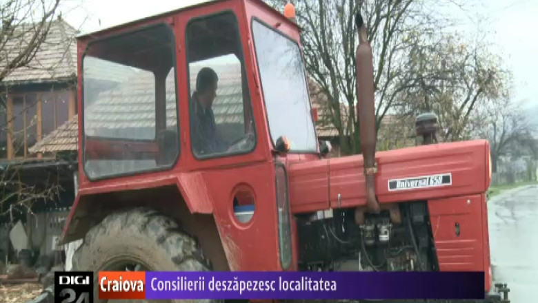 Consilierii din Dragutesti, Gorj, deszapezesc localitatea Imagine