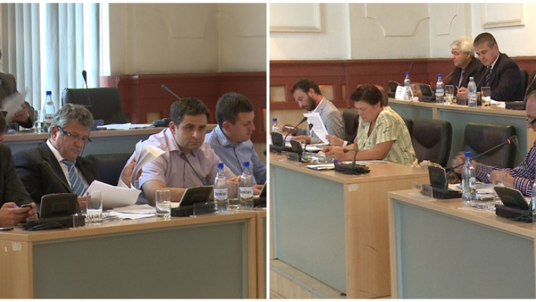 Consilierii locali au luat decizii importante pentru Timisoara: restructurarea Colterm, nume noi de strazi, dar si titlul de cetatean de onoare pentru Chester Williams Imagine