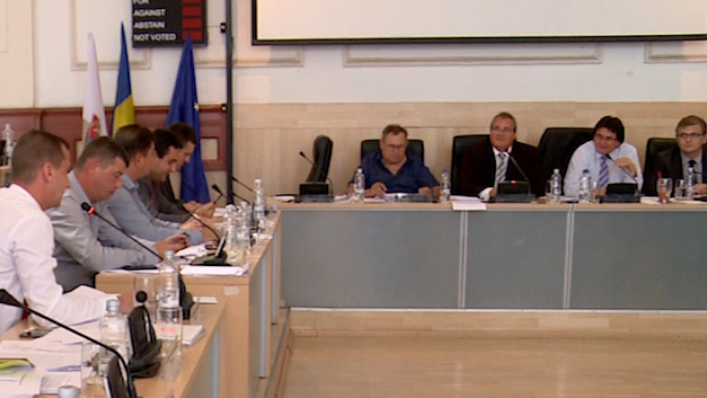 Consilierii locali din Timisoara s-au intrunit in sedinta extraordinara. Motivul certurilor a fost salarizarea administratorilor Incuboxx Imagine