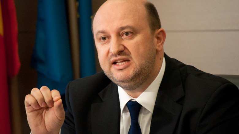 Consilierii ministrilor sunt recompensati cu functii in companiile de stat Imagine