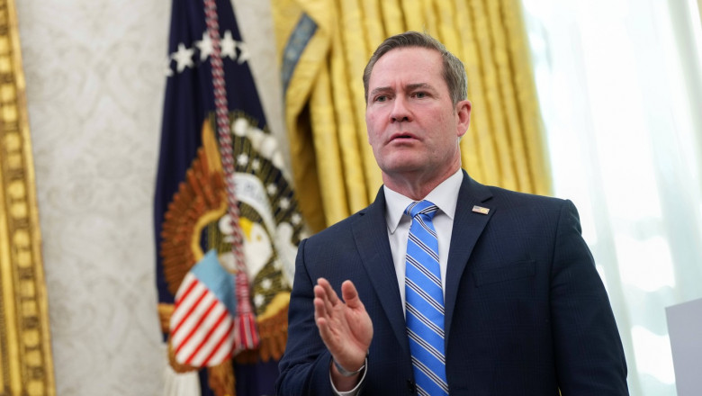 Consilierul lui Trump: Ucraina trebuie sa renunte la parti din teritoriu si la aderarea la NATO pentru pace si garantii de securitate Imagine