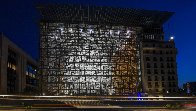 Consiliul UE a aprobat extinderea folosirii fondurilor politicii de coeziune. Banii vor putea fi cheltuiti inclusiv pentru aparare Imagine