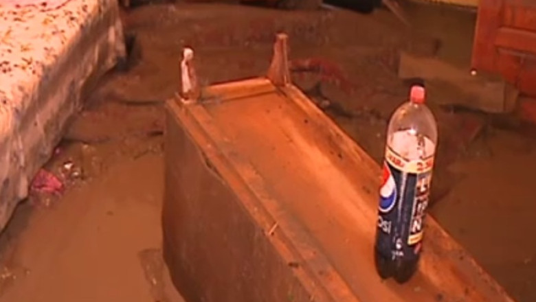 CONSTANtA. Ploile torentiale au inundat zeci de gospodarii in comuna Topalu Imagine