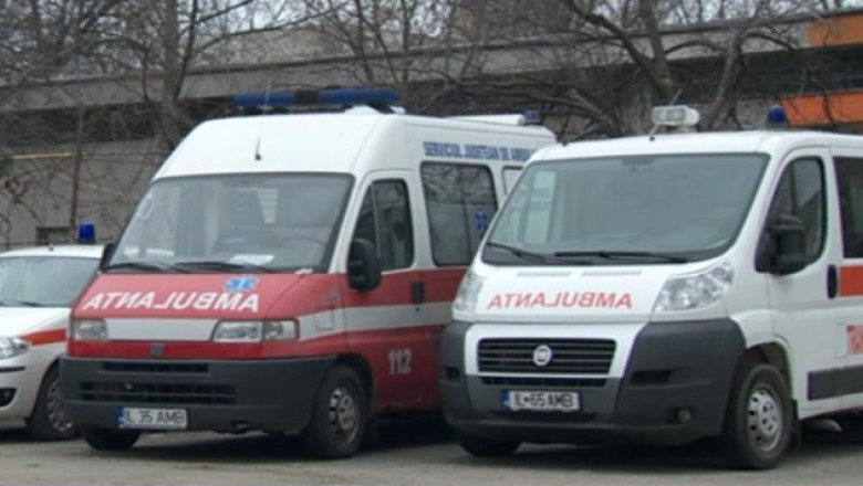 Consum inutil: ambulantele merg si 100 de kilometri dus-intors pentru alimentare cu combustibil Imagine