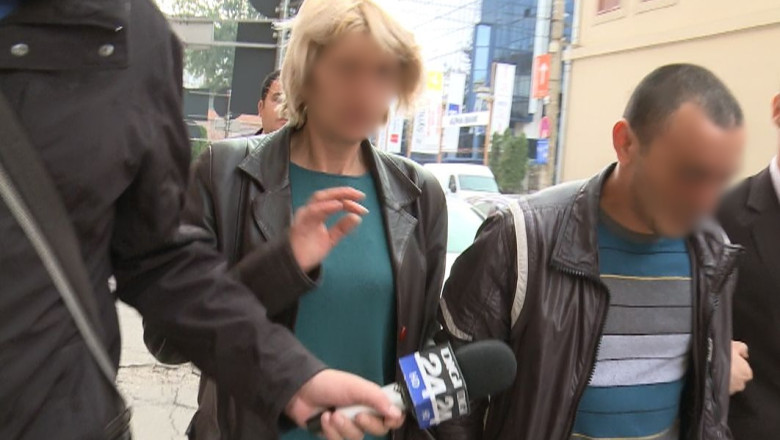 Contrabandisti de tigari... dati de gol de semafor Imagine